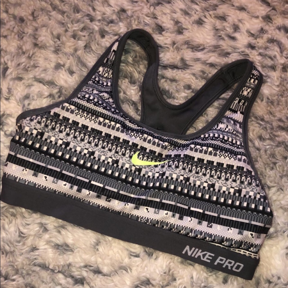 New Nike sport bra